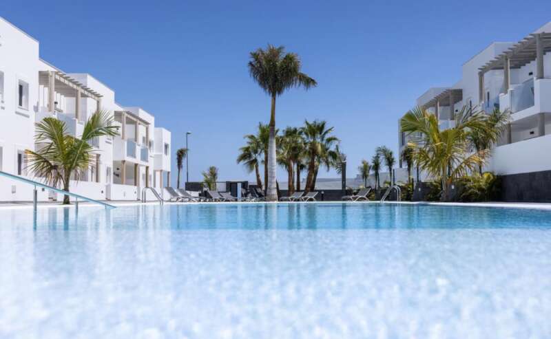 Moderno apartamento en island Home